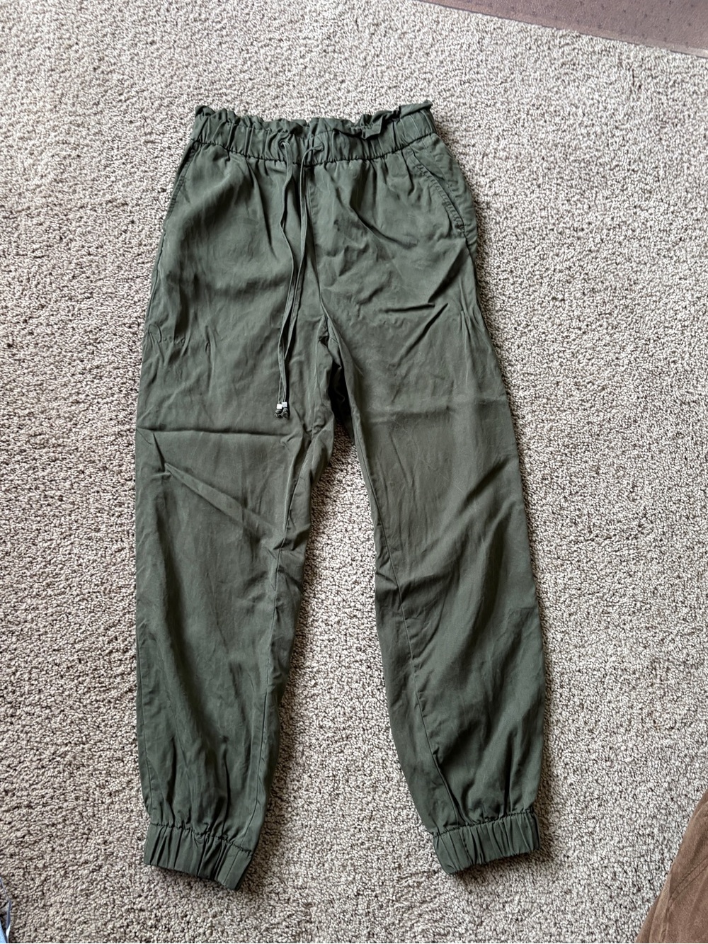 Banana Republic green jogger pants